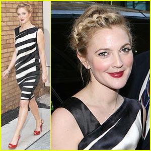 SSU Gossip/News : Drew Barrymore Launches Her New Makeup Line SSU Gossip/News : Drew Barrymore Launches Her New Makeup Line