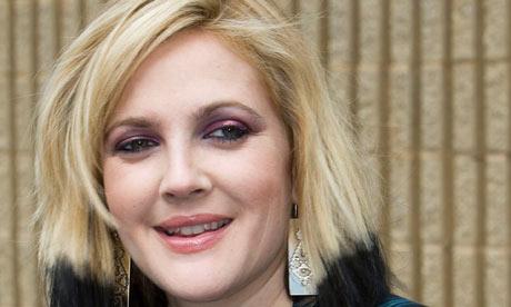 SSU Gossip/News : Drew Barrymore Launches Her New Makeup Line SSU Gossip/News : Drew Barrymore Launches Her New Makeup Line