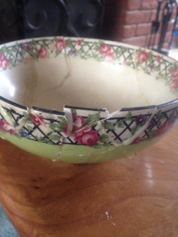 The Blackberry Tales 4 - the bowl The Blackberry Tales 4 - the bowl