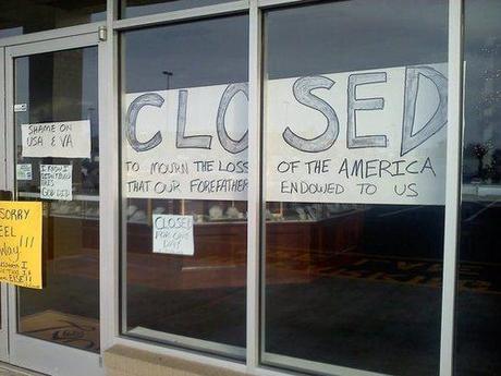 tumblr_md6twwaWEB1rkd8gso1_500 A Tumblr dedicated to White People Mourning Romney