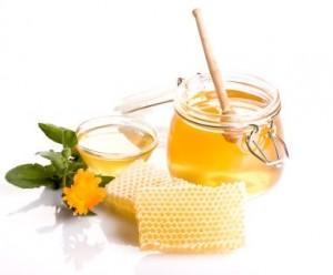 Nutrition of Honey 300x248 Nutritional Benefits of Honey