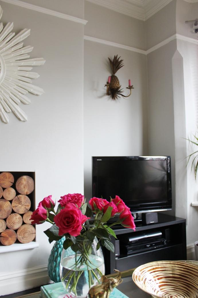 Design Treat: Pineapple Wall Sconces and Misplaced Guilt Design Treat: Pineapple Wall Sconces and Misplaced Guilt