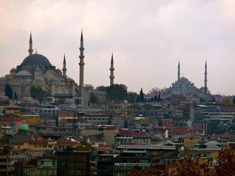 Istanbul 2011
Kilim rugs, kepabs, apple tea, mosques, the Hagia...
