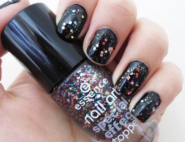 NOTD: Essence - Circus Confetti & Urban Decay - Perversion NOTD: Essence - Circus Confetti & Urban Decay - Perversion