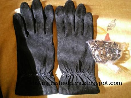 DIY: Spiked Leather gloves DIY: Spiked Leather gloves