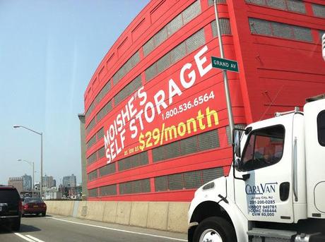 Moishe's Self Storage Moishe's-self-storage-Brooklyn-Queens-Expressway-Brooklyn,NY