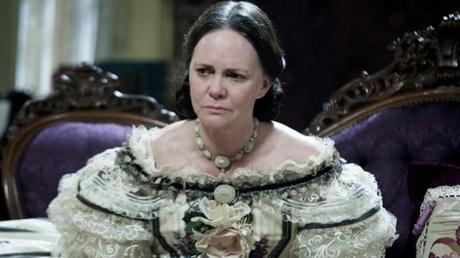 Sally-Field-Lincoln-660 Review: Lincoln