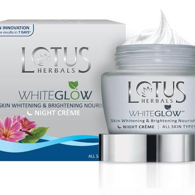 lotus cosmetics logo