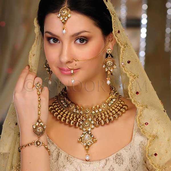 Bridal Jewelry Latest Gold Sets Designs 2013 by Sonoor Jewels an Eminent Lineament Cherished Jewellery