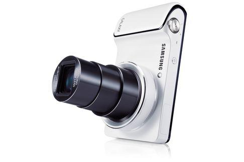 Samsung introduced the first mobile camera of its kind