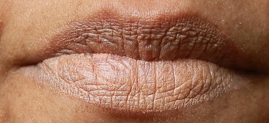 Revlon:Revlon Super Lustrous Matte Lipstick 001 Nude Attitude Swatches