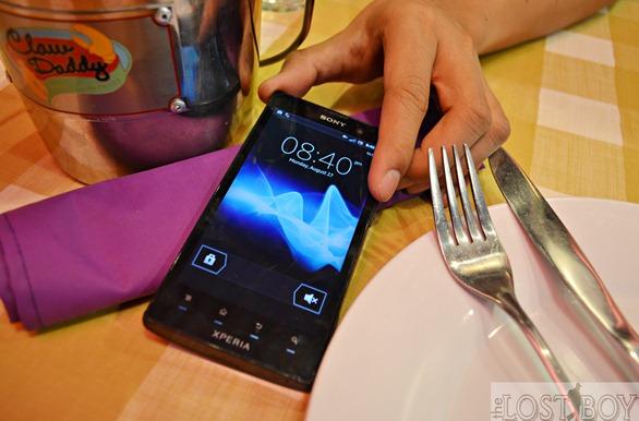 How to Plan a Trip with a Mobile Phone sony xperia ion 5