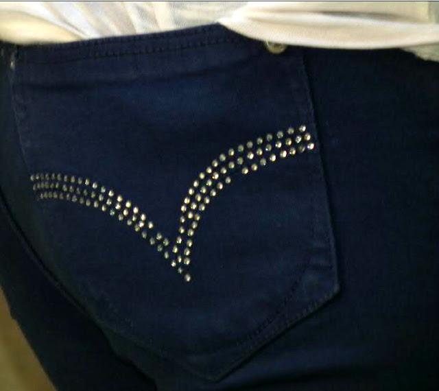 Detail on Jeans Pocket Detail on Jeans Pocket