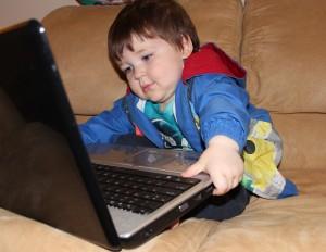 The snugglebug is blogging young!