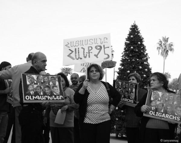 Armenian Activists Protest Prime Minister’s Arrival in California