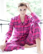 5 Reasons Why Pyjamas Are the Best Christmas Present Ever!