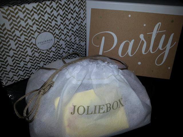 December's Jolie box 'All that glitters'