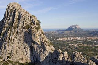 Sneak Peaks: An Introduction to the Mountains of Alicante