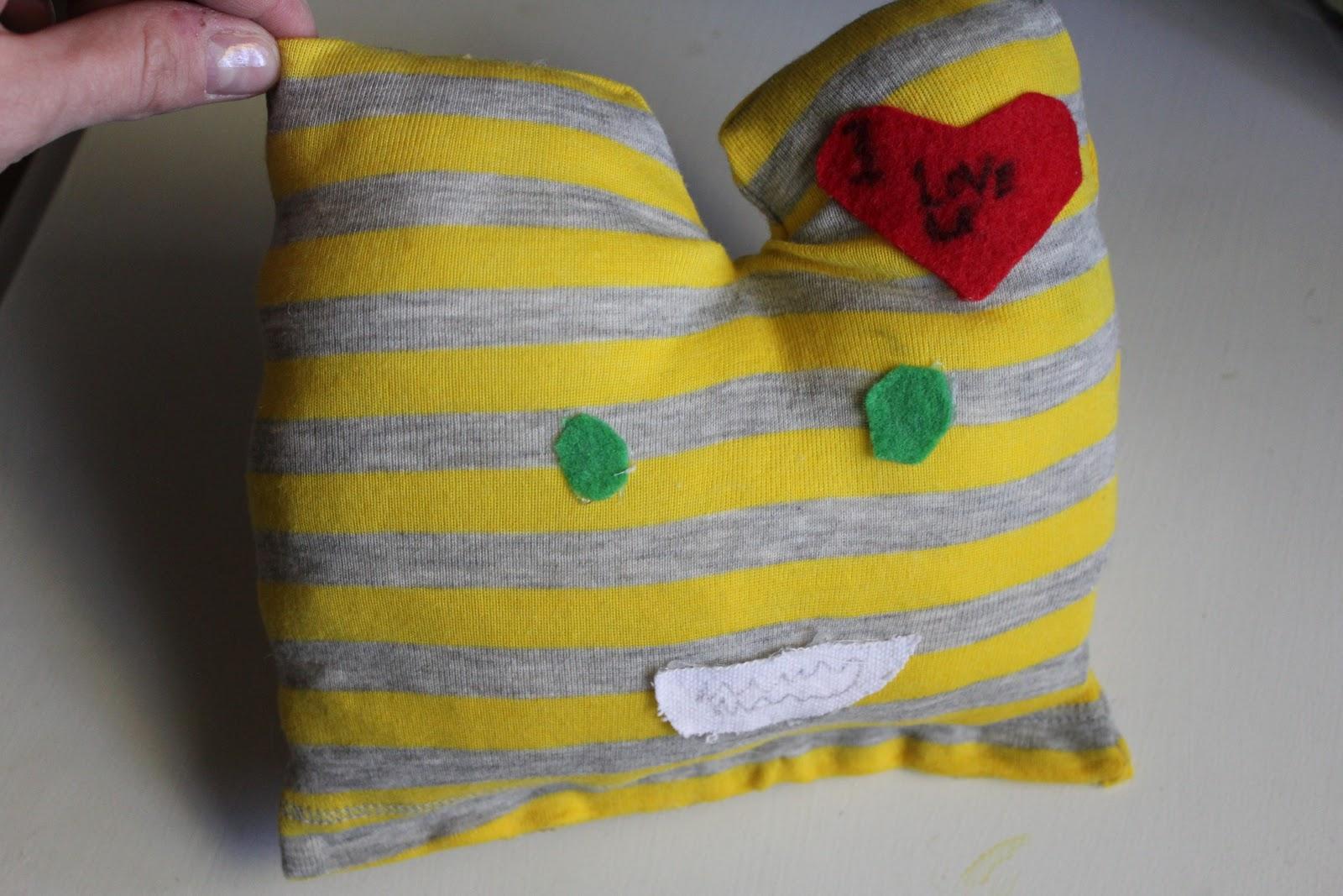 DIY monster pillows 7 DIY Gifts Your Kids Can Make (that people will be happy to receive!)