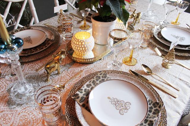 A Swoon Worthy Christmas Part III: The Christmas Tablescape A Swoon Worthy Christmas Part III: The Christmas Tablescape