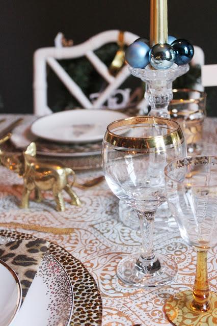 A Swoon Worthy Christmas Part III: The Christmas Tablescape A Swoon Worthy Christmas Part III: The Christmas Tablescape