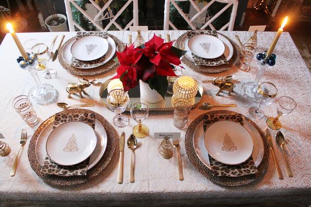A Swoon Worthy Christmas Part III: The Christmas Tablescape A Swoon Worthy Christmas Part III: The Christmas Tablescape