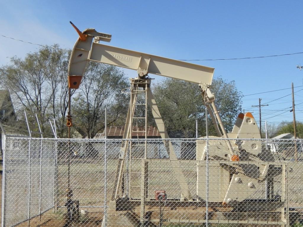 Oil Pumping Jack in Texas Oil Pumping Jack in Texas