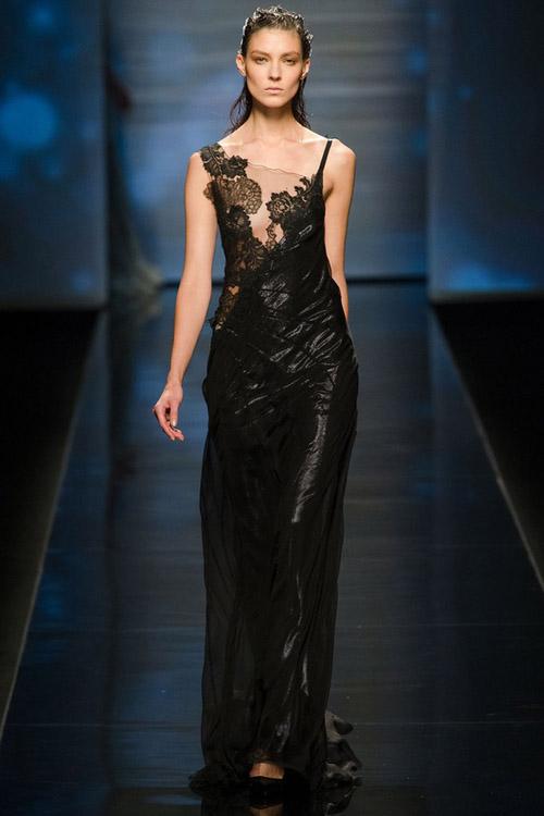 Alberta Ferretti Spring 2013 Ready-to-Wear Collection black lace gown Alberta Ferretti Spring 2013 Ready-to-Wear Collection black lace gown
