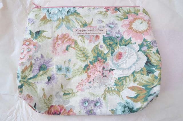 POPPY VALENTINE VINTAGE FABRIC POPPY VALENTINE VINTAGE FABRIC