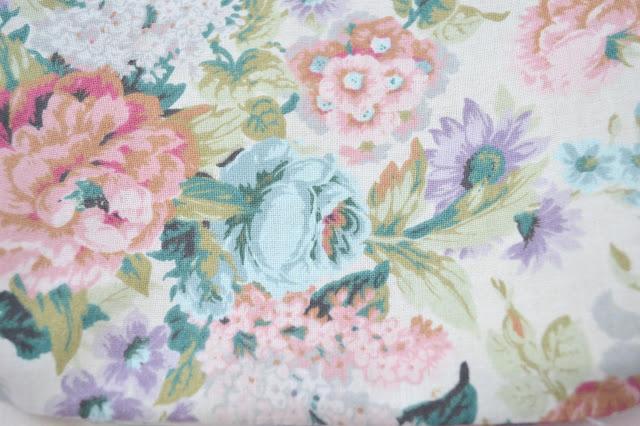 POPPY VALENTINE VINTAGE FABRIC POPPY VALENTINE VINTAGE FABRIC