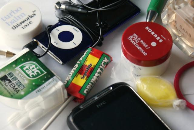 Whats In My Bag | On A Good Day Whats In My Bag | On A Good Day