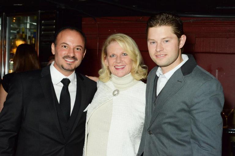 Sorella Holiday Party – A Success! 73283_10151345201725871_1966602775_n