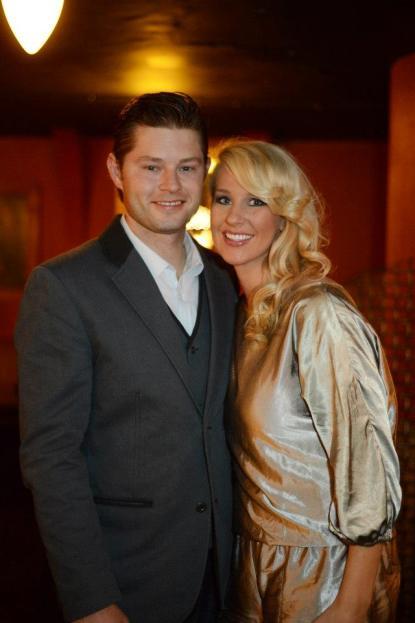 Sorella Holiday Party – A Success! 532433_10151344987035871_890084133_n