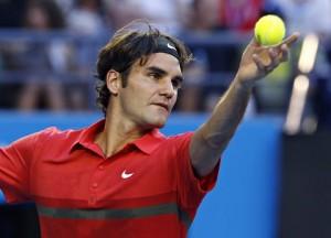 Federer-Tennis-Ball-Toss-3