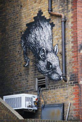 Giant rodent of New Goulston Street