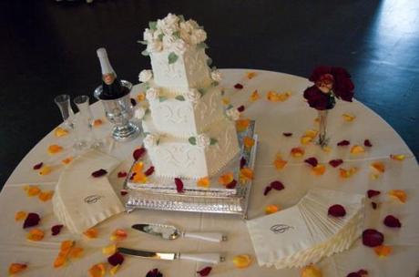 Random Wedding Week-Sunday-Wedding Cake Love