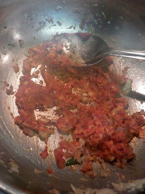 Navratan Korma - Add tomato paste