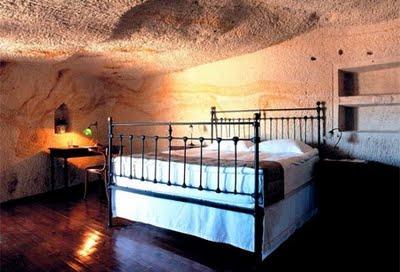 Amazing Hotel Made in Cave in Turkey Amazing Hotel Made in Cave in Turkey 2