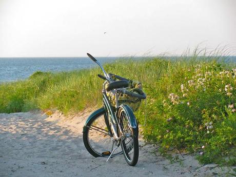 Lance-Armstrong-Confesses-to-Oprah-and-Biking-in Montauk-NY