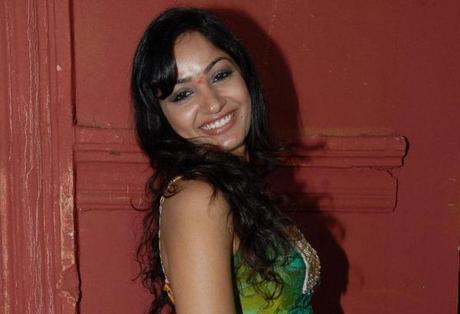 Madhavi Latha - Sexy Pics Cleavage Show Madhavi Latha - Sexy Pics Cleavage Show