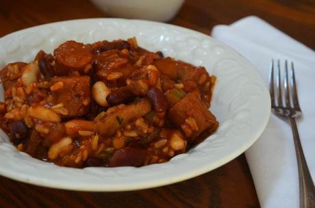 Guest Blogger: Gormandize with A-dizzle and K-bobo – Vegan Bean and Mushroom Jambalaya