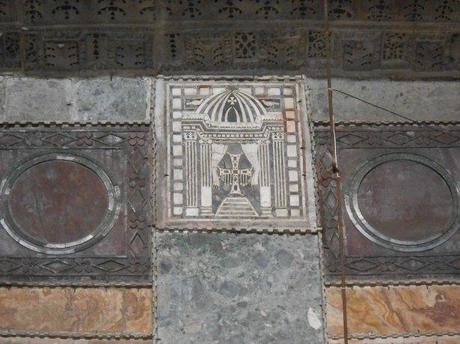 Porphyry roundels with panel depicting ciborium, Aya Sofya, Istanbul