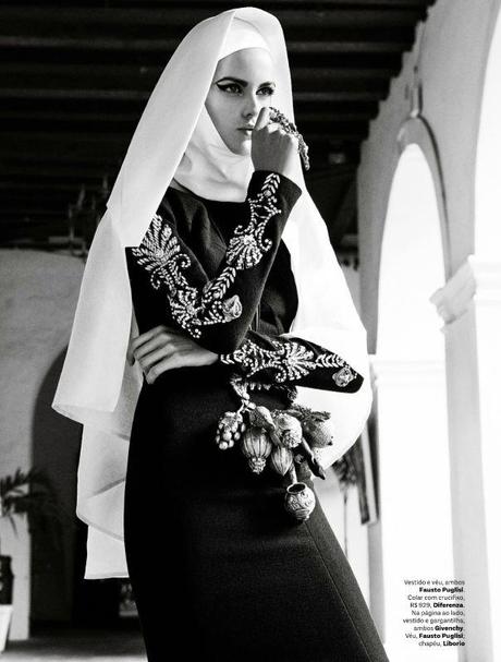 Izabel Goulart by Giampaolo Sgura for Vogue Brazil February 2013 4