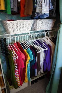 Adventures in Minimalism - De-clutter your wardrobe!