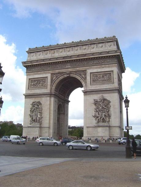 Arc de Triomphe - circle - Paris - France