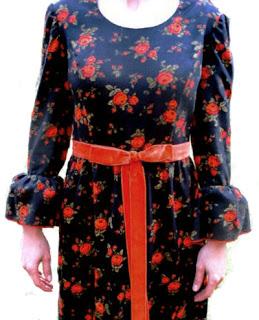 The Woman Who Wears It The Woman Who Wears It