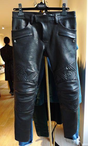 Balmain Fall/Winter 2013 Showroom Preview
View complete looks... Balmain Fall/Winter 2013 Showroom Preview
View complete looks...