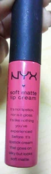 28 Days of Kisses: Day 4 NYX Soft Matte Lip Cream in San Paulo