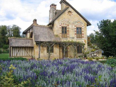 Backyard garden of the Moulin cottage