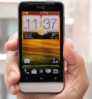 budget htc one v gunsirit 02 The mid range HTC One V is now available cheaper by RM360